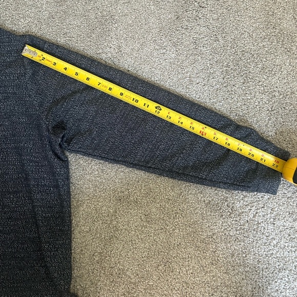 Marine Layer Textured Boxy Sweater in Anthracite Color - Size Large - Picture 10 of 10